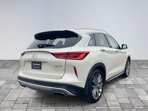 Used 2021 INFINITI QX50 Sensory image 7