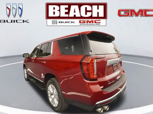 Used 2024 GMC Yukon Denali w/ LPO, Floor Liner Package AWD/4WD image 5