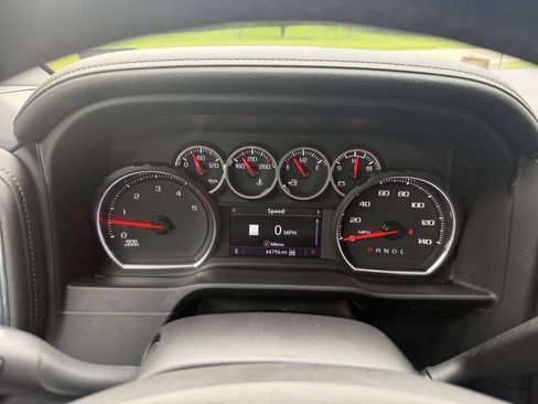 Used 2021 Chevrolet Silverado 3500 LTZ w/ LTZ Convenience Package AWD/4WD image 15