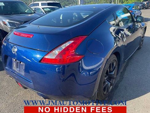Used 2016 Nissan 370Z Coupe RWD image 3