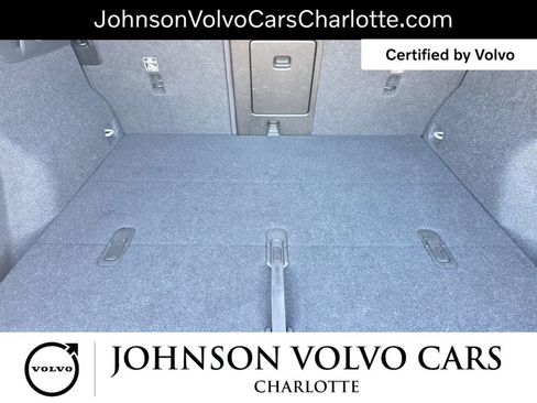 Certified 2025 Volvo XC40 B5 Plus image 12