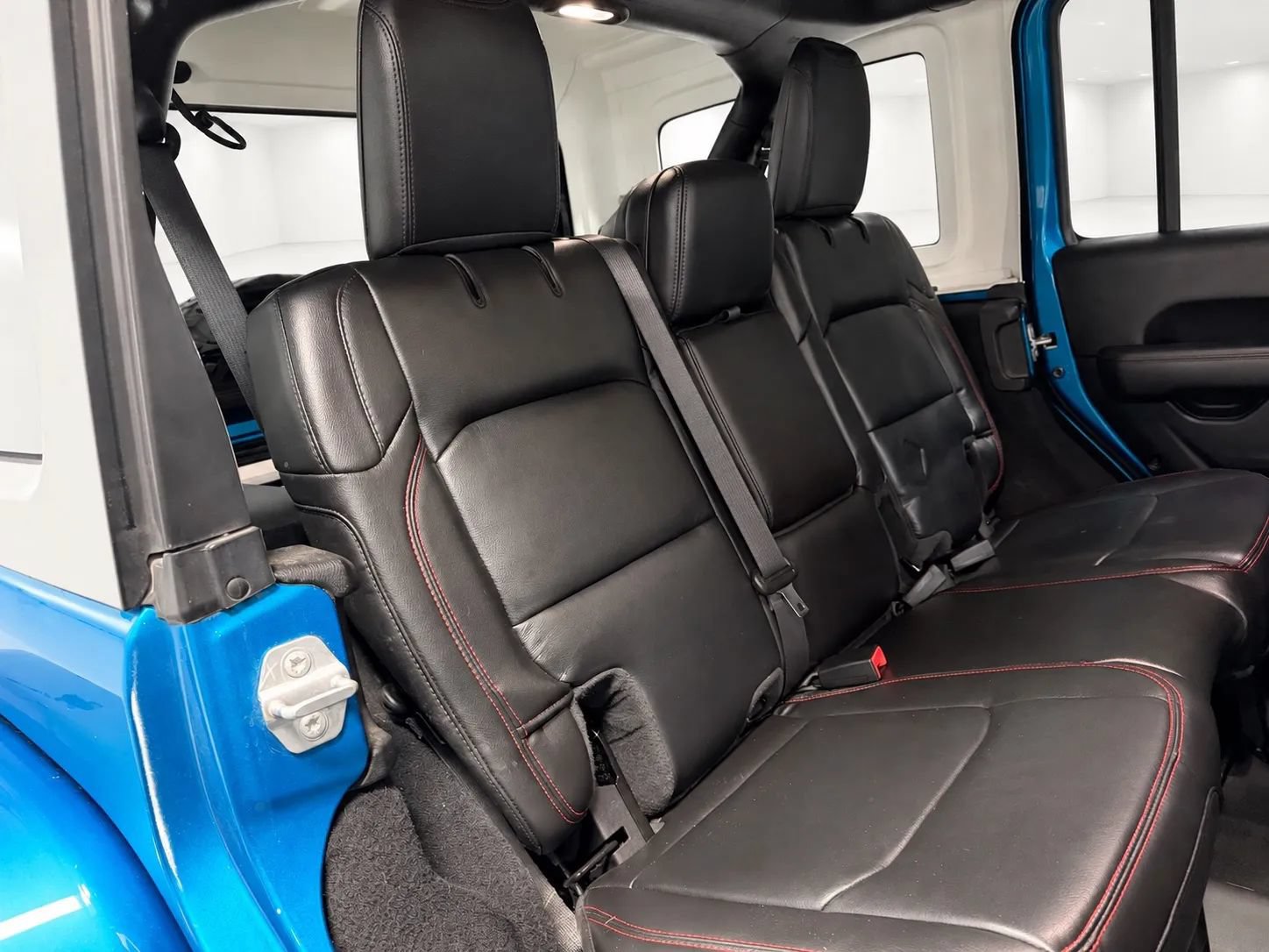 Used 2019 Jeep Wrangler Unlimited Rubicon AWD/4WD image 23
