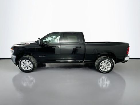 New 2026 RAM 2500 Big Horn AWD/4WD image 4