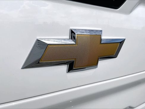 Certified 2025 Chevrolet Silverado 1500 LT w/ Texas Edition Plus image 28