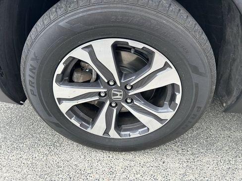 Used 2018 Honda CR-V LX image 7