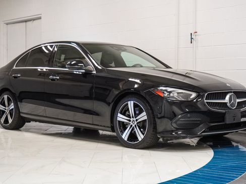 Used 2023 Mercedes-Benz C 300 4MATIC Sedan w/ Exclusive Trim Package image 5