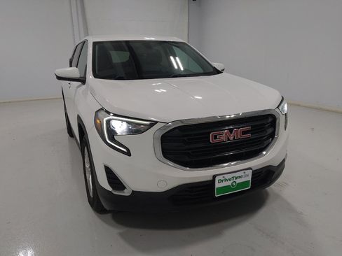 Used 2019 GMC Terrain SLE w/ LPO, Floor Liner Package FWD image 14