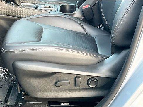 Used 2024 Subaru Forester Limited image 19