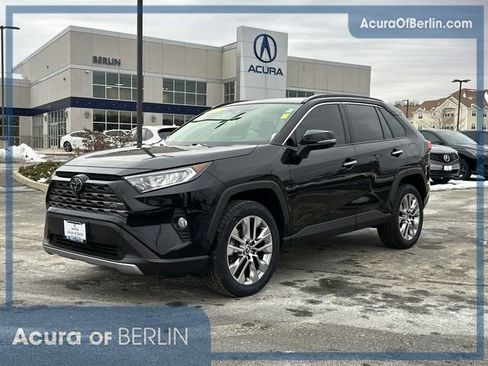 Used 2021 Toyota RAV4 Limited image 1