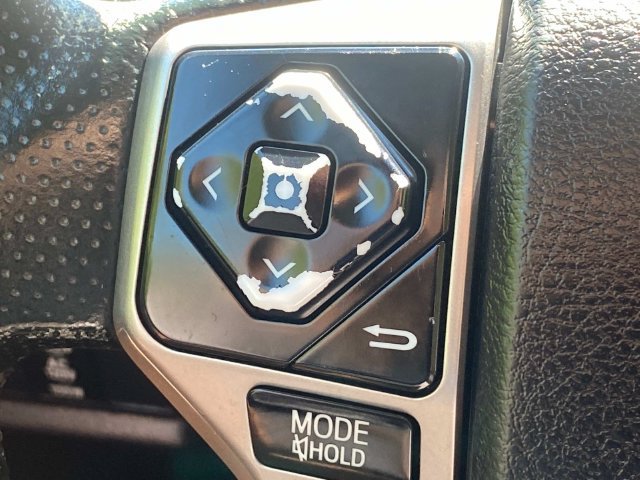 Used 2016 Toyota 4Runner SR5 RWD image 18