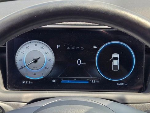 Used 2022 Hyundai Santa Cruz Limited image 32