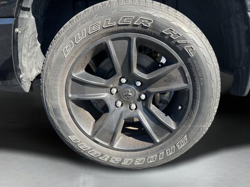 Used 2023 RAM 1500 Big Horn AWD/4WD image 9