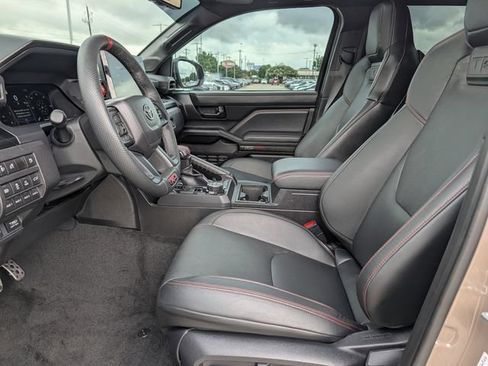 Certified 2025 Toyota Tacoma TRD Pro AWD/4WD image 26