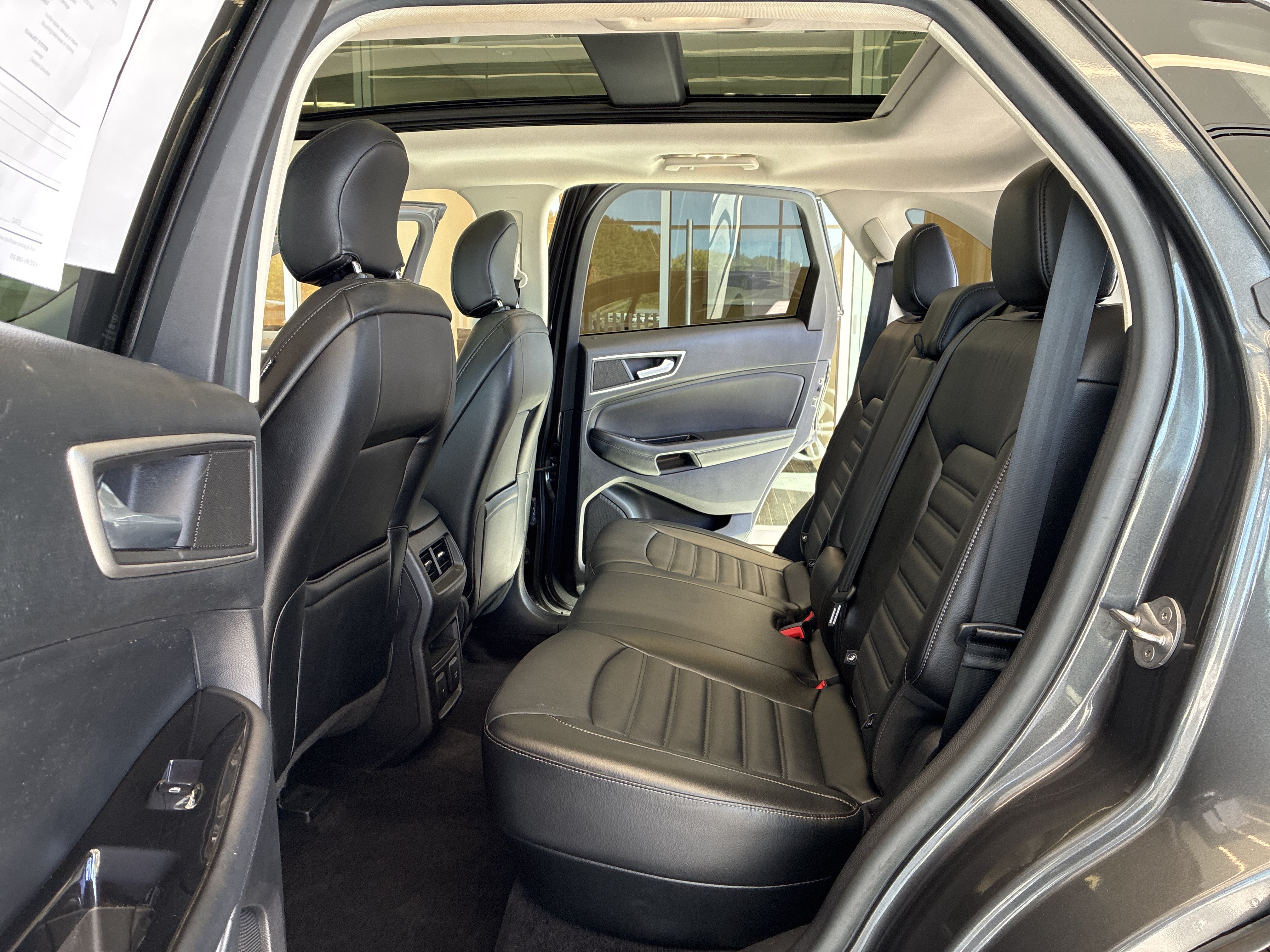 Used 2015 Ford Edge SEL w/ Equipment Group 201A AWD/4WD image 11