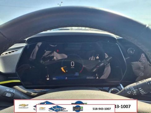 Used 2024 Chevrolet Trax ACTIV w/ Sunroof Package FWD image 17