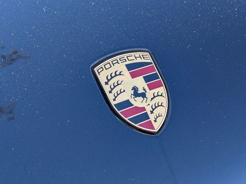 Used 2021 Porsche Macan AWD/4WD image 10