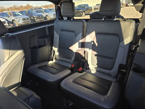 Used 2024 Ford Bronco Black Diamond image 17