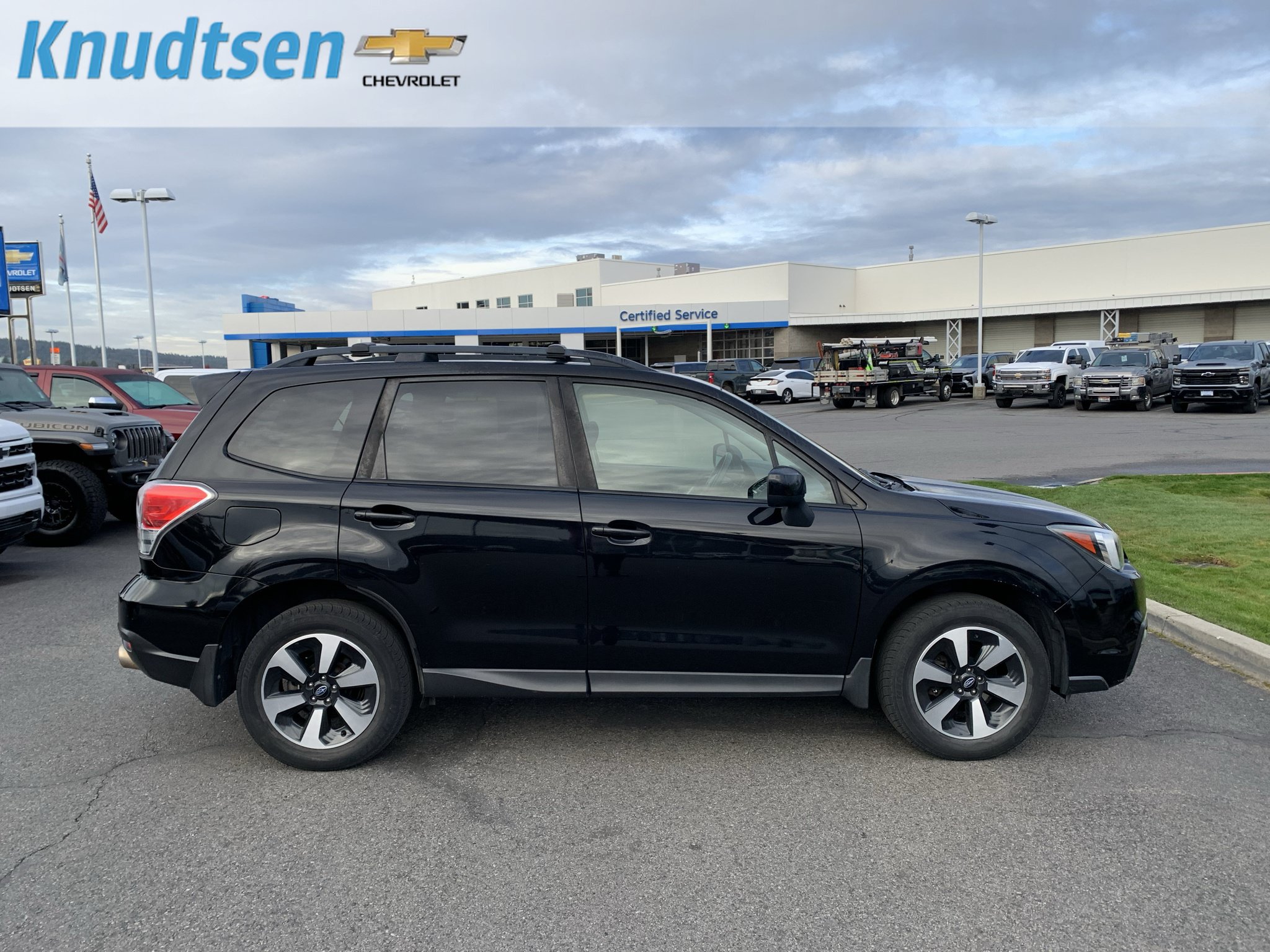Used 2017 Subaru Forester 2.5i Premium w/ Protection Package #1 AWD/4WD image 8