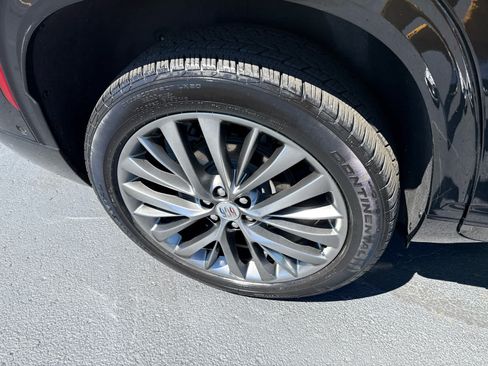 Used 2025 Buick Enclave Avenir w/ Super Cruise Package AWD/4WD image 16