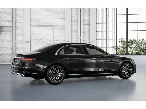 Used 2025 Mercedes-Benz S 580 4MATIC Sedan image 19