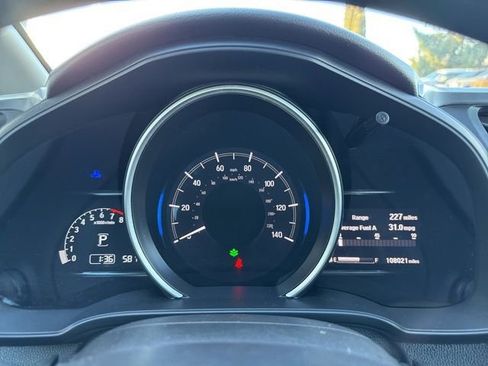 Used 2018 Honda Fit EX image 27