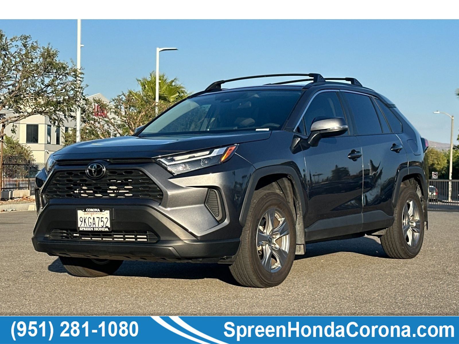 Used 2024 Toyota RAV4 XLE w/ Convenience Package FWD image 1