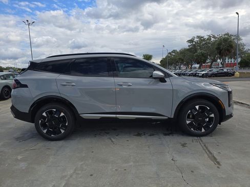 New 2026 Kia Sportage SX AWD/4WD image 9