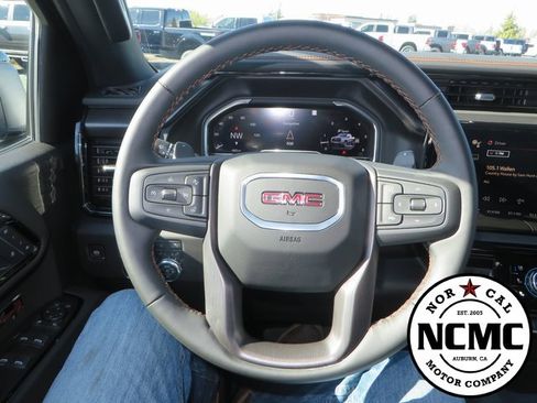 Used 2025 GMC Sierra 1500 AT4 image 37