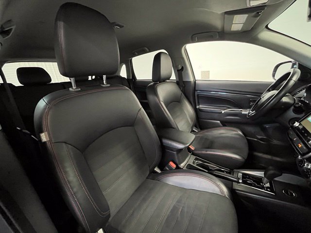 Used 2024 Mitsubishi Outlander Sport SE AWD/4WD image 9