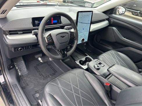 Used 2023 Ford Mustang Mach-E Select image 16