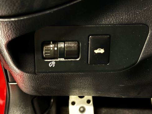 Used 2018 Toyota 86 image 19