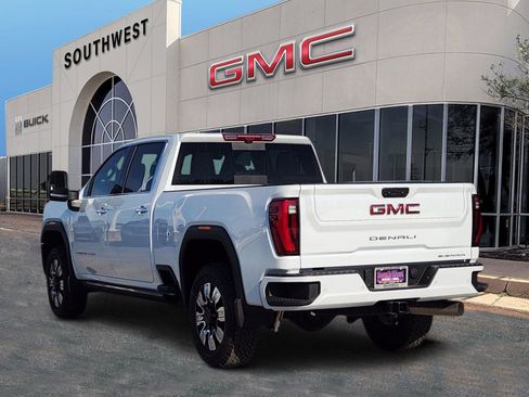 New 2026 GMC Sierra 2500 Denali w/ Denali Reserve Package image 4