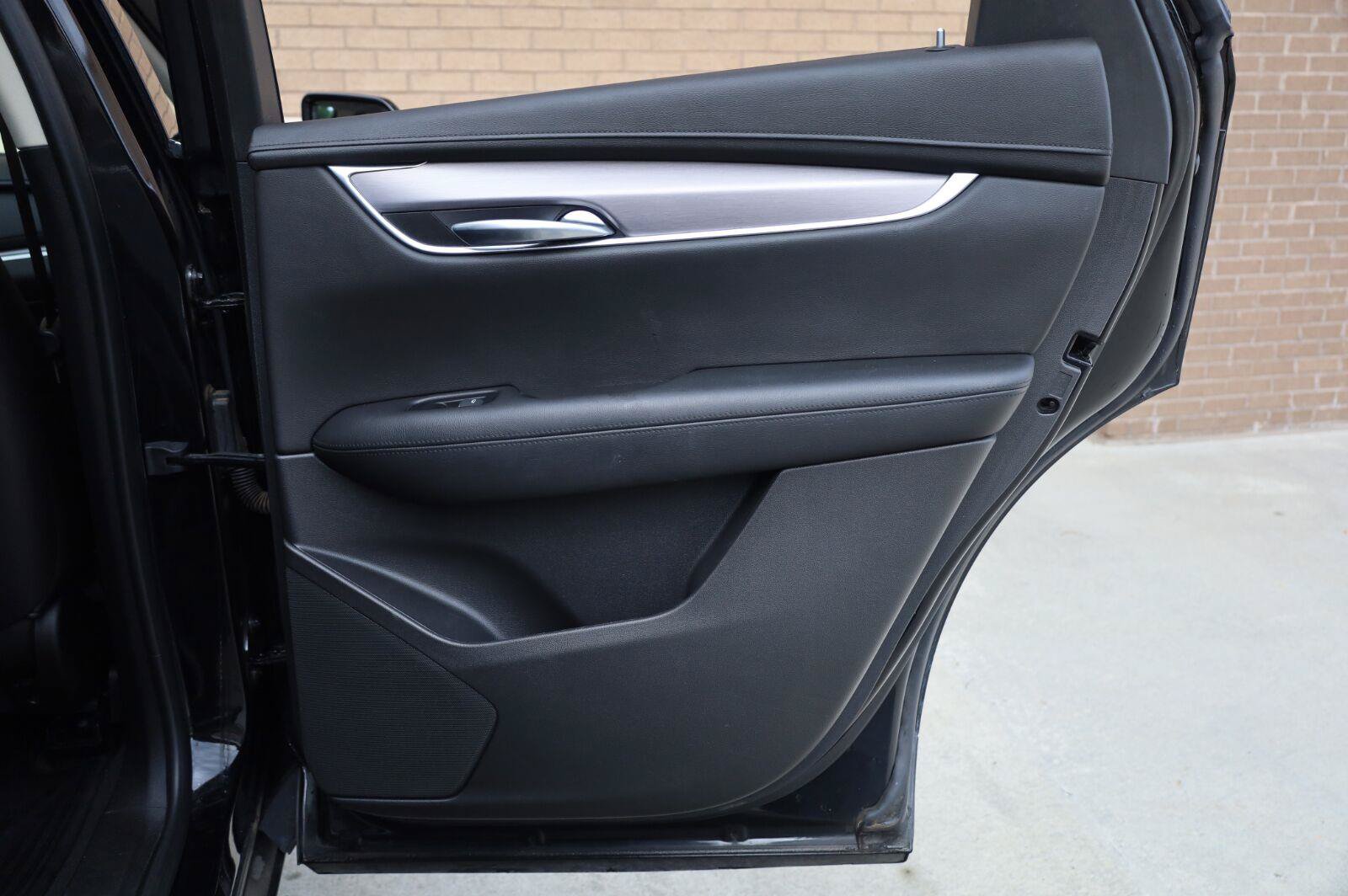 Used 2019 Cadillac XT5 Luxury FWD image 25