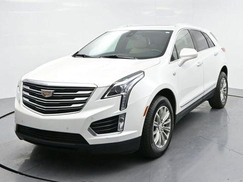 Used 2019 Cadillac XT5 Luxury FWD image 3