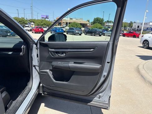 Used 2024 Honda CR-V Sport image 24