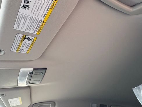 New 2026 Nissan Pathfinder SV image 21