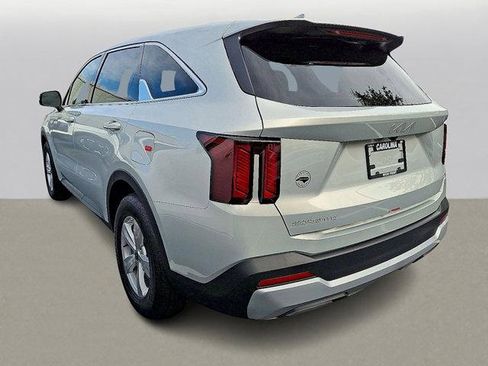 New 2026 Kia Sorento LX image 3