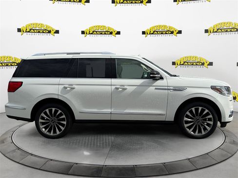 Used 2021 Lincoln Navigator Reserve w/ Luxury Package image 6