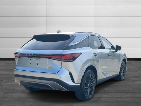 Used 2025 Lexus RX 350 Premium w/ Convenience Package FWD image 5