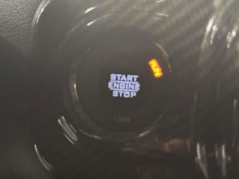 Used 2021 Jeep Wrangler Sport AWD/4WD image 30