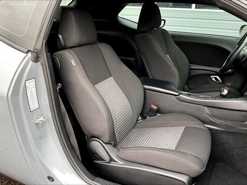 Used 2022 Dodge Challenger SXT w/ Blacktop Package image 8