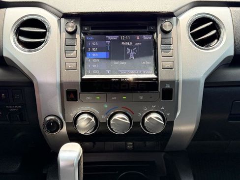 Used 2019 Toyota Tundra SR5 AWD/4WD image 34