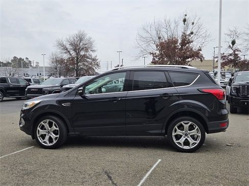 Used 2019 Ford Escape Titanium image 7