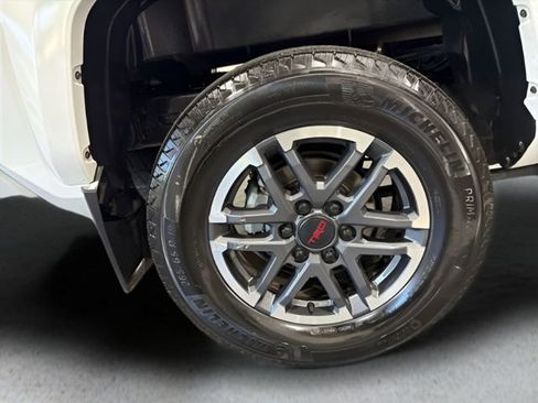 Used 2024 Toyota Tacoma TRD Sport image 34