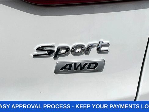 Used 2017 Hyundai Santa Fe Sport w/ 2.4L Tech Package 04 AWD/4WD image 30
