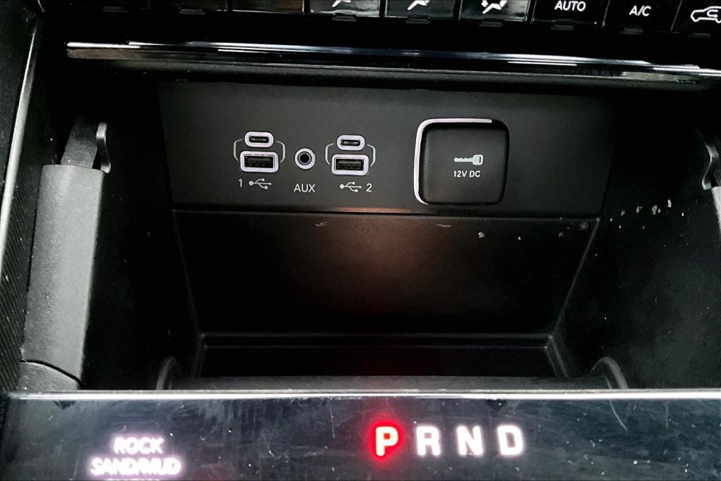 Used 2024 Jeep Grand Cherokee Limited 4xe AWD/4WD image 33