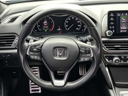 Used 2018 Honda Accord Sport image 14