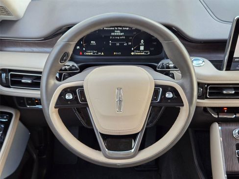 Used 2024 Lincoln Aviator Reserve w/ Equipment Group 201A AWD/4WD image 15