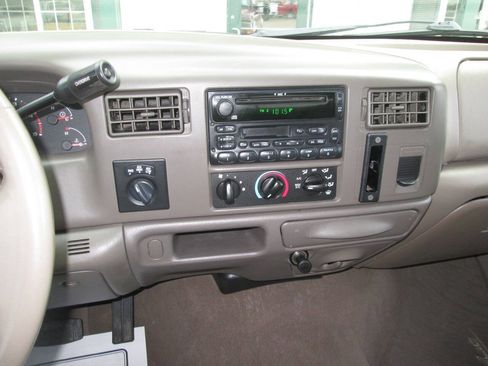 Used 2003 Ford F350 Lariat AWD/4WD image 14