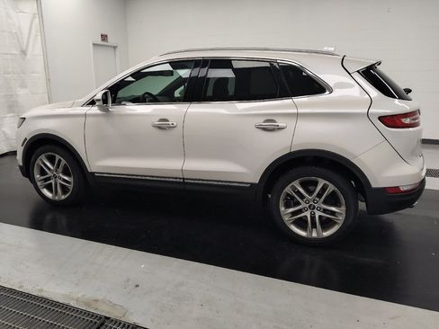 Used 2019 Lincoln MKC Reserve w/ MKC Climate Package AWD/4WD image 3